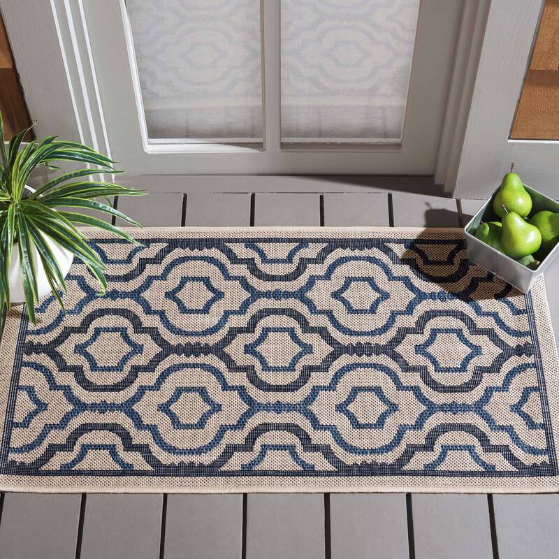 SAFAVIEH Courtyard Annmarie Indoor/ Outdoor Waterproof Patio Backyard Rug