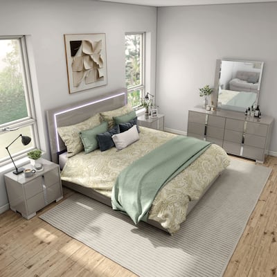 Furniture of America Erina Modern Glossy 5-Piece Panel Bedroom Set