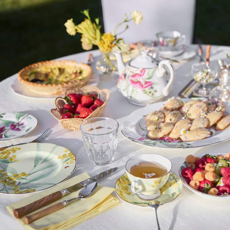 Royal Albert Miranda Kerr Australiana Teacup & Saucer, Set of 4
