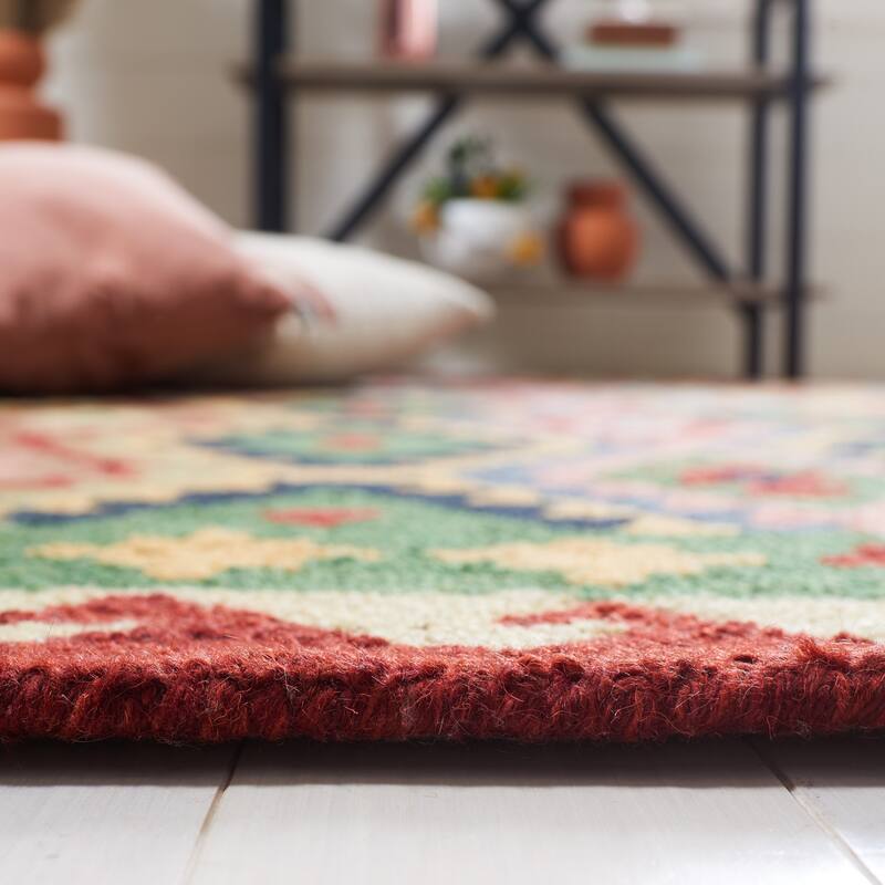 SAFAVIEH Handmade Aspen Nataliya Boho Tribal Wool Rug