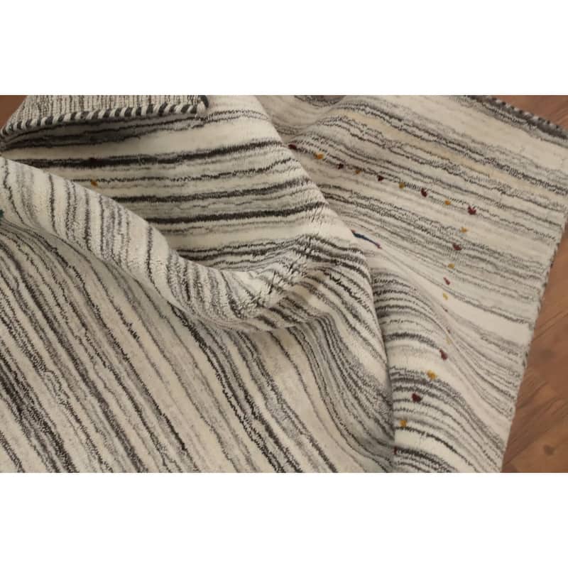 Hand Knotted Oriental 100% Wool Carpet Tribal Animal Pictorial Beige & Ivories Gabbeh Area Rug - 4' 11'' X 3' 0''