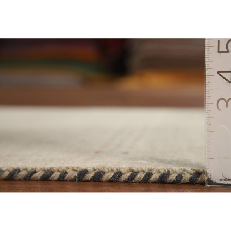 Hand Knotted Oriental 100% Wool Carpet Tribal Animal Pictorial Beige & Ivories Gabbeh Area Rug - 4' 10'' X 2' 10''