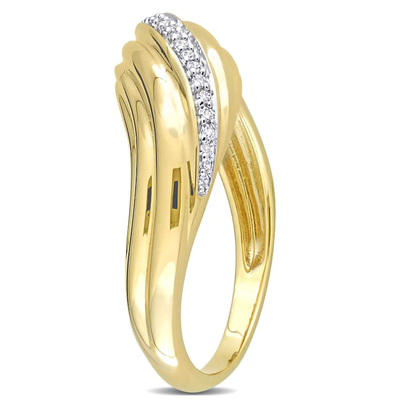 Miadora 1/10ct TDW Diamond Swirl Design Ring in 14k Yellow Gold