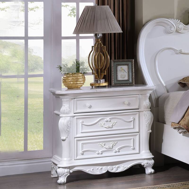 Furniture of America Eugene Traditional Solid Wood 5-Piece Panel Bedroom Set