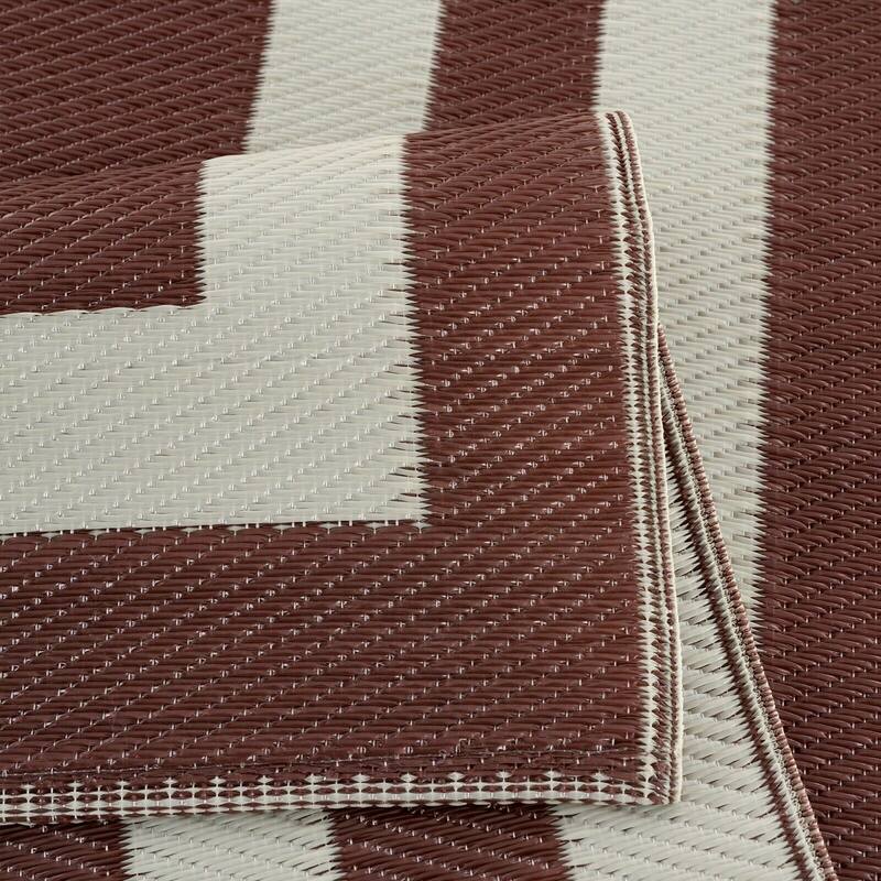 Paris Design 100% Eco-friendly Lightweight Plastic Outdoor Mat/Rug