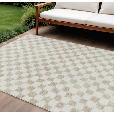 HomeRoots Geometric Transitional Rectangle Outdoor Rug