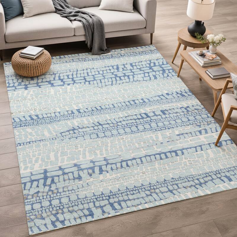 Machine Washable Indoor/ Outdoor Modern Winfield Chantille Rug