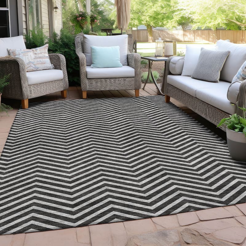 Machine Washable Indoor/ Outdoor Chantille Chevron Stripe Rug - Black - 10' x 14'