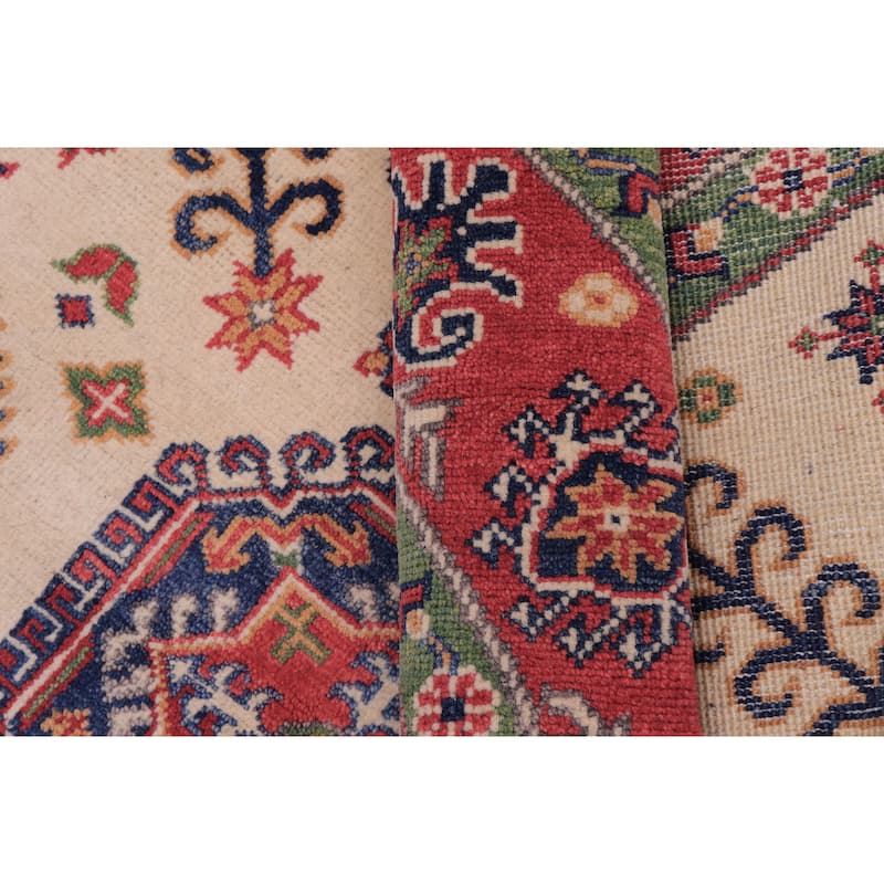 Southwestern Kazak Jakobe Natural/Red Wool Round - 4'9'' x 4'11''