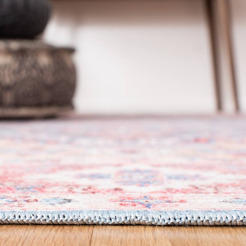 SAFAVIEH Serapi Machine Washable Sada Shabby Chic Distressed Rug