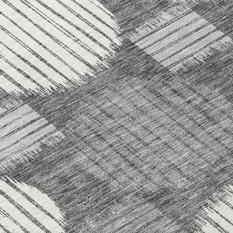 Machine Washable Indoor/ Outdoor Chantille Contemporary Dotty Rug