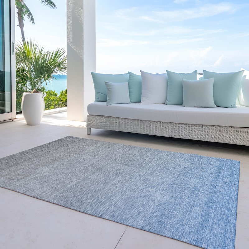 Machine Washable Indoor/ Outdoor Chantille Solid Ombre Rug - Blue - 3' x 5'