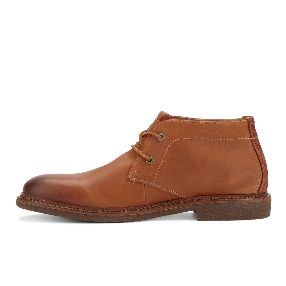 lucky chukka boots