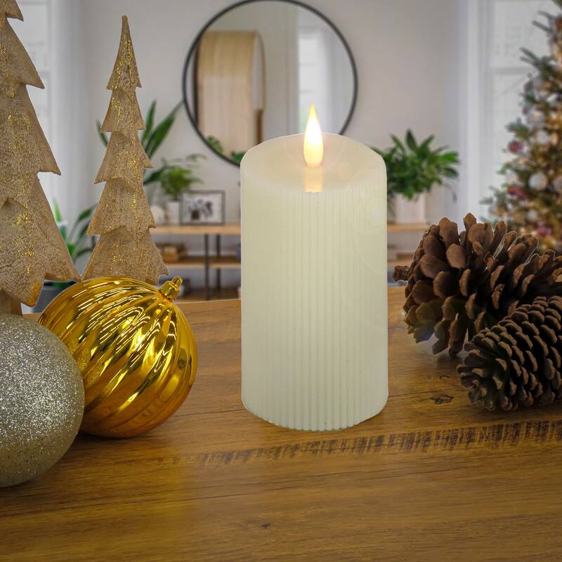 HGTV Home Collection 11 in Georgetown Real Motion Flameless Candle With Remote, Ivory, LED - 11 in