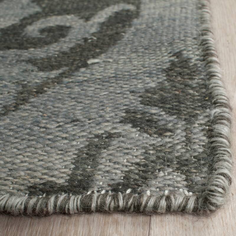 SAFAVIEH Handmade Flatweave Kilim Fadia Wool Rug