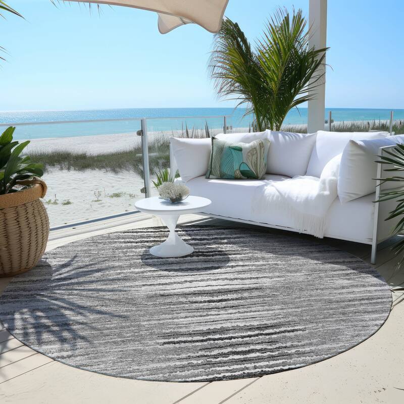 Machine Washable Indoor/ Outdoor Chantille Jagged Stripes Rug