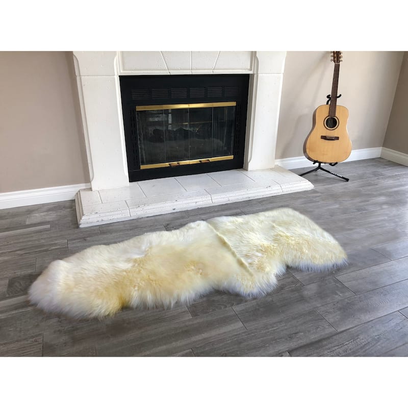 Dynasty Natural 1-1/2 Pelt Luxury Long Wool Sheepskin Shag Rug - 2' x 4'