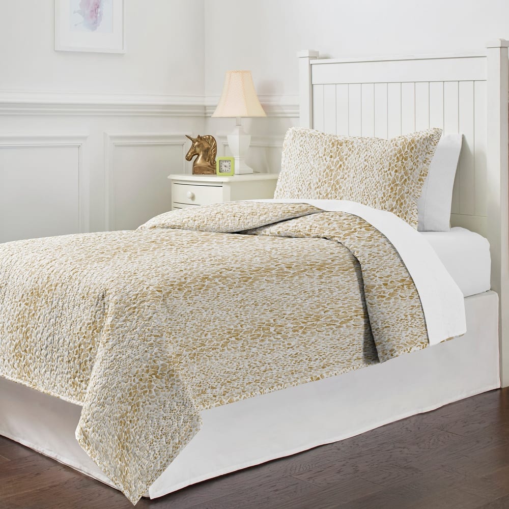 Pointehaven Percale Cotton Oversized Printed Scroll Design Quilt Set