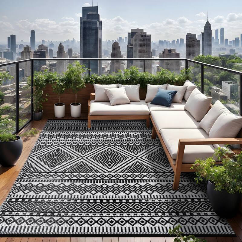 Beverly Rug Reversible Mats Plastic Outdoor Rug for Camping, Patio, Backyard, RV, Picnic, Deck