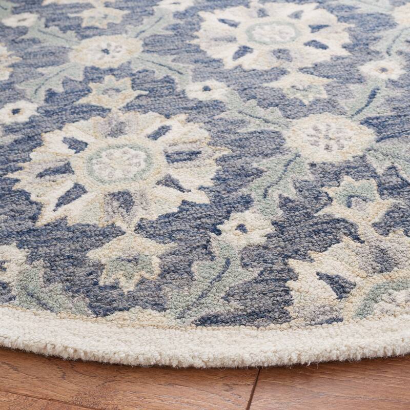 Martha Stewart by SAFAVIEH Handmade Morvyn Wool Rug