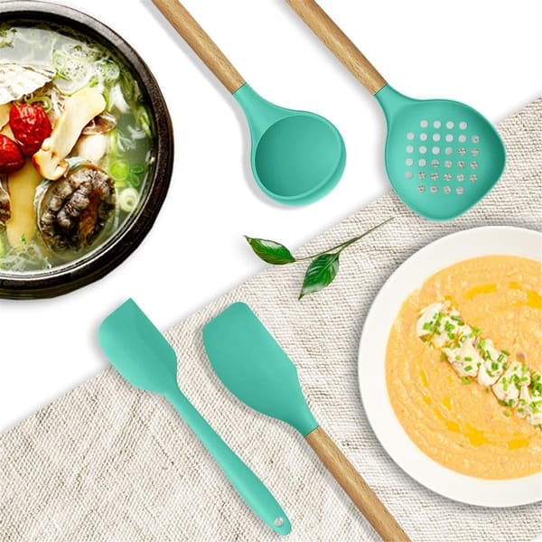 https://ak1.ostkcdn.com/images/products/is/images/direct/501bab89ba8bcc920f3ff45d2a34d072a8cbb6cf/14-Pcs-Silicone-Cooking-Utensils-Kitchen-Utensil-Set%2C446%C2%B0F-Heat.jpg?impolicy=medium