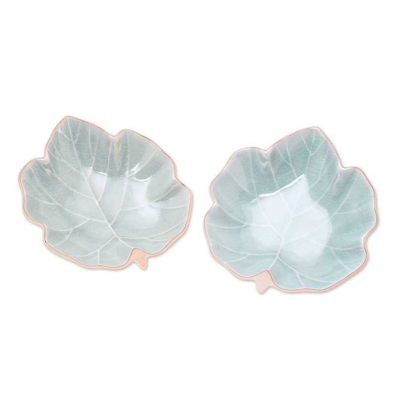 Novica Handmade Ivy Leaves Celadon Ceramic Serving Bowls (Pair)