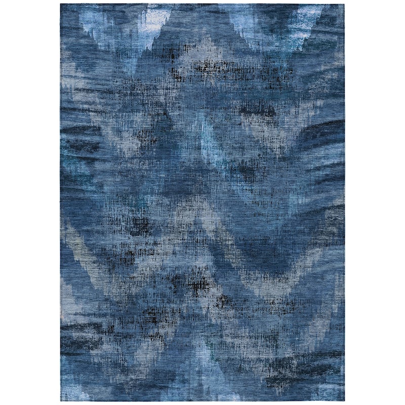 Machine Washable Indoor/ Outdoor Chantille Distressed Chevron Rug