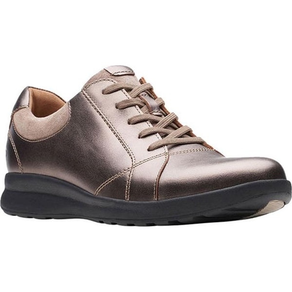 d fitting ladies shoes