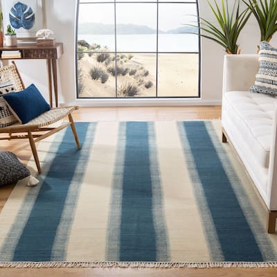 SAFAVIEH Handmade Kilim Ainsley Xanum Casual Tribal Wool Rug