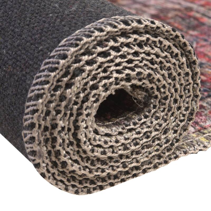 Traditional Shara Collection Area Rug