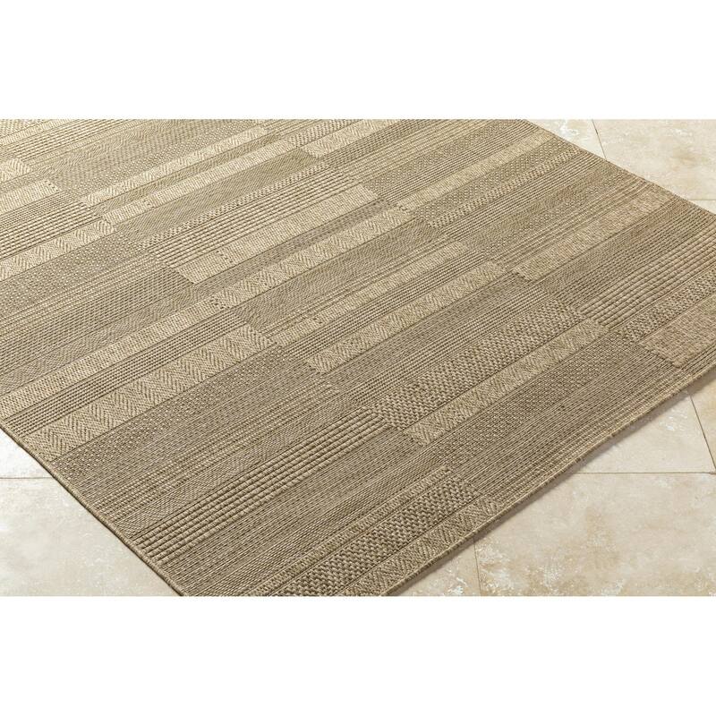 Livabliss Sandra Farmhouse Outdoor Area Rug