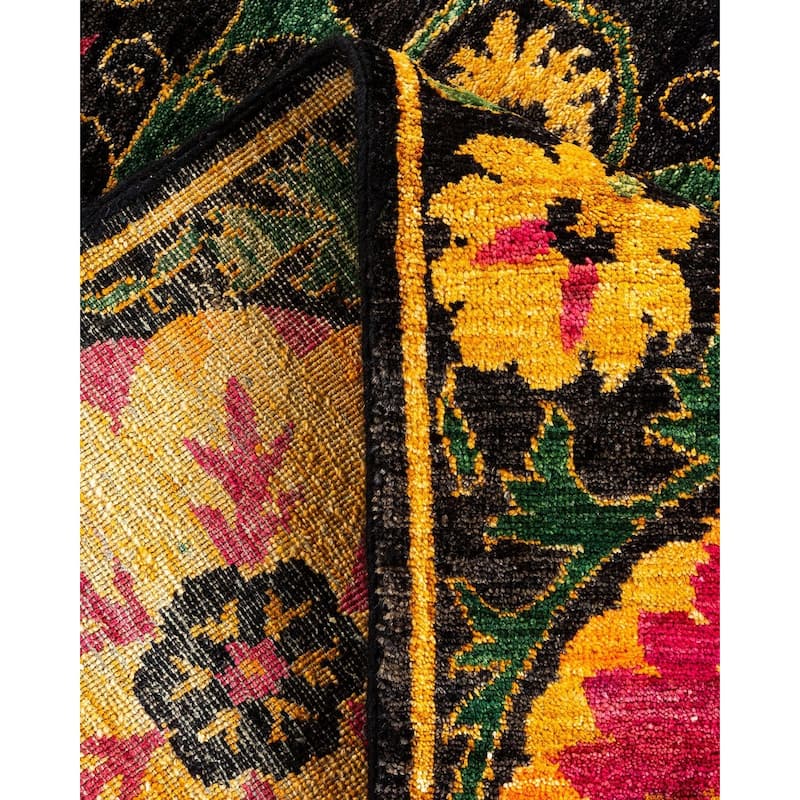 Overton Hand Knotted Wool Vintage Inspired Modern Contemporary Suzani Black Area Rug - 6' 1" x 6' 3"