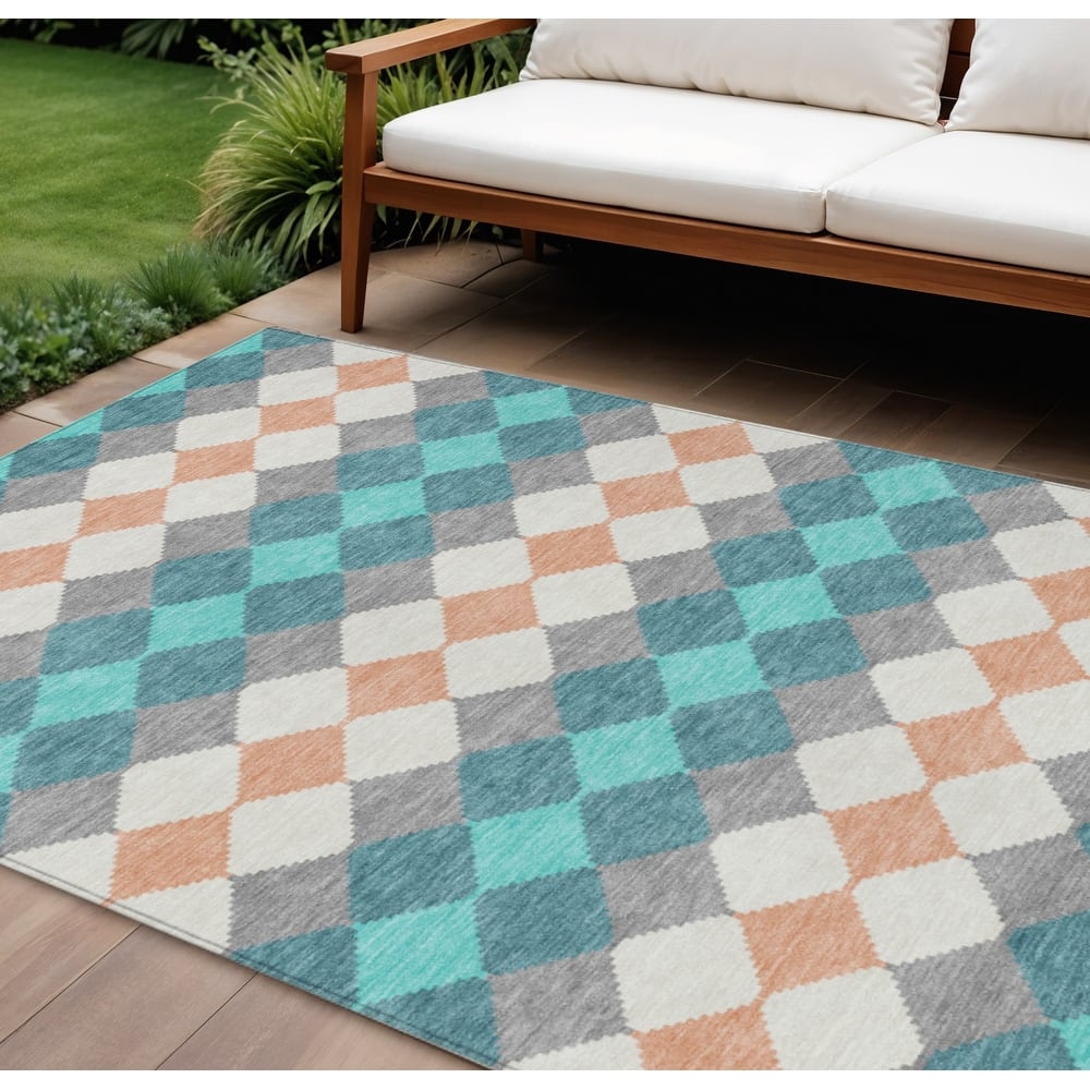 HomeRoots Geometric Transitional Rectangle Outdoor Rug