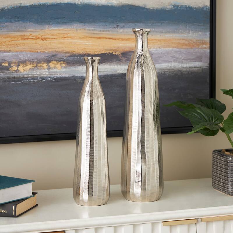 Silver or Gold Aluminum Vase with Wavy Accents and Textured Ridges (Set of 2) - Silver