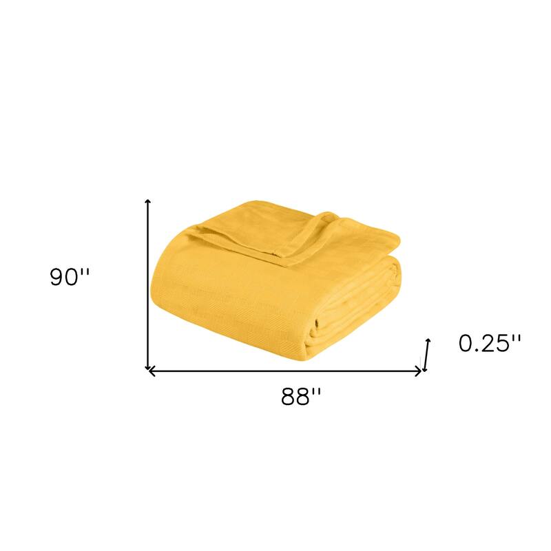 HomeRoots Queen Gold Cotton Basketweave Geometric Blanket