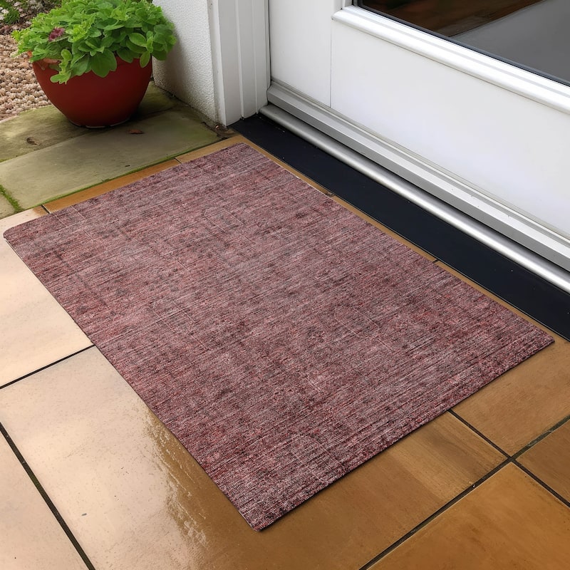 Machine Washable Indoor/ Outdoor Chantille Traditional Distressed Rug - Paprika - 1'8" x 2'6"
