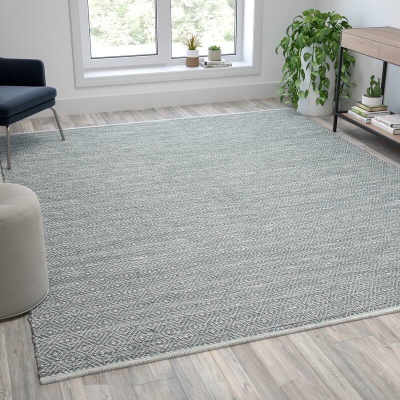 Handwoven Indoor/Outdoor Diamond Pattern Area Rug