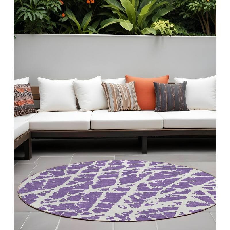 Alrina Artistic Abstract Weather Resistant Blended Style Outdoor Rug - 8' Round - Multi