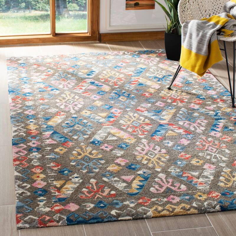 SAFAVIEH, Handmade Micro-Loop Anastazie Wool Rug