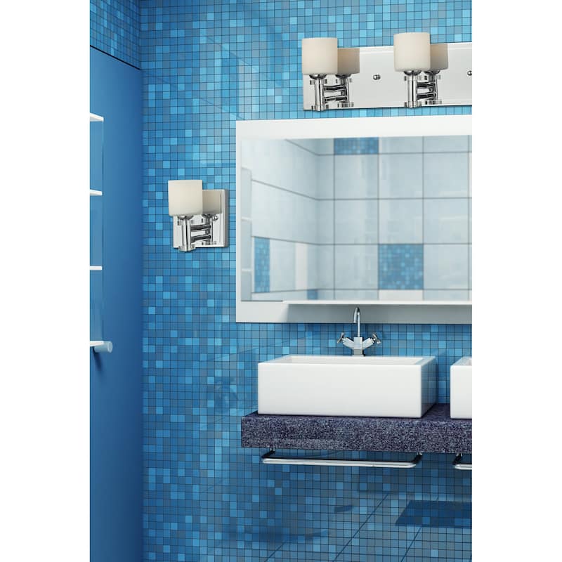 Ronn 4-inch Wide 1-Light Vanity Light in Chrome - 4