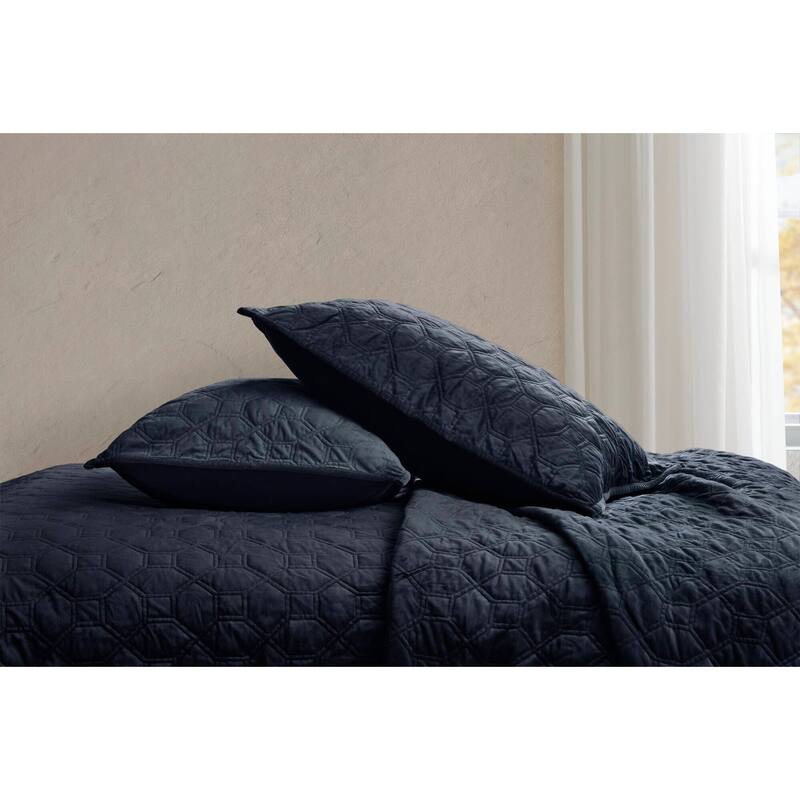 Madison Park Emery 3 Piece Velvet Quilt Set