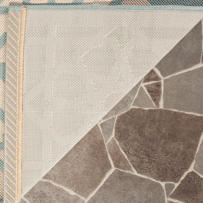 Martha Stewart by SAFAVIEH Triumph Indoor/ Outdoor Waterproof Rug. - 8' x 11'2"