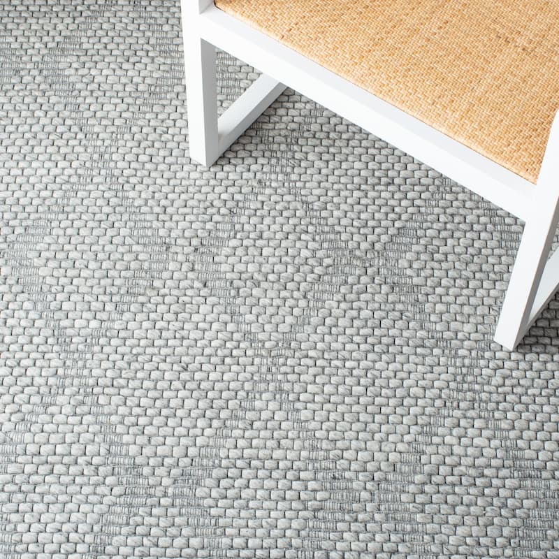 SAFAVIEH Marbella Fidalma Wool Rug