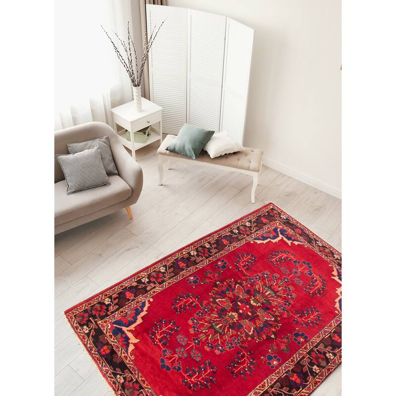 Hand-knotted Caucasus Kula Red Wool Rug - 4'9 x 7'7/4'9" x 7'7"