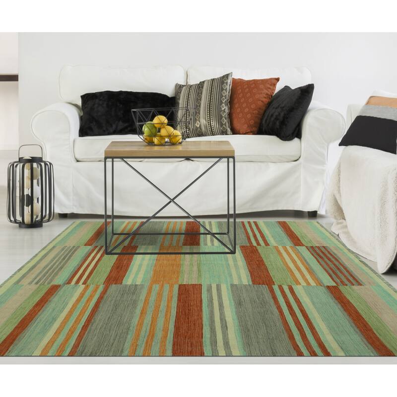 Hand-Woven Winchester Kilim Austin Grey/Rust Rug - 5'4" x 7'9"