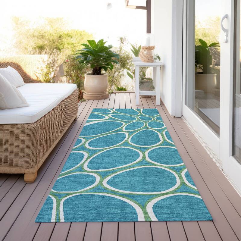 Machine Washable Indoor/ Outdoor Modern Bubbles Chantille Rug