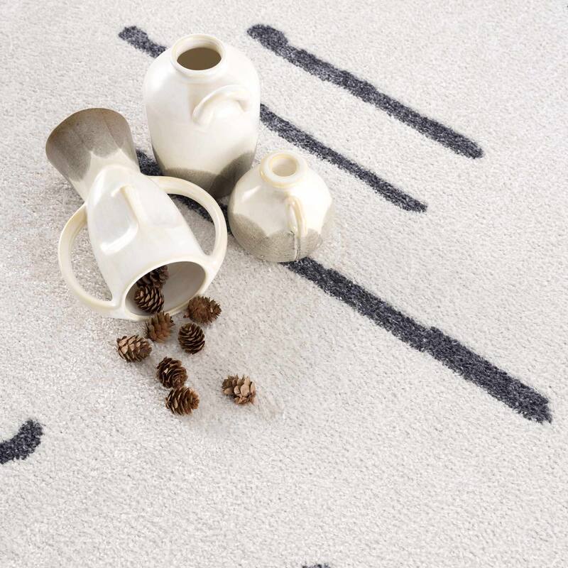 Hauteloom Eitan Modern Abstract Contemporary Machine Washable Area Rug