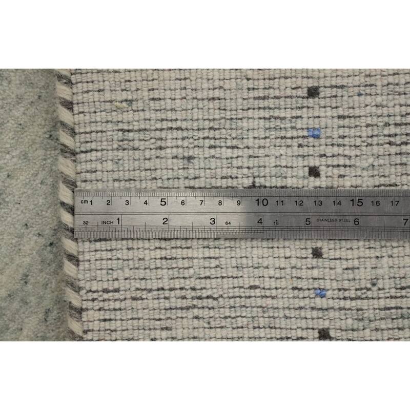 Hand Knotted Oriental 100% Wool Carpet Tribal Animal Pictorial Beige & Ivories Gabbeh Area Rug - 5' 11'' X 4' 1''