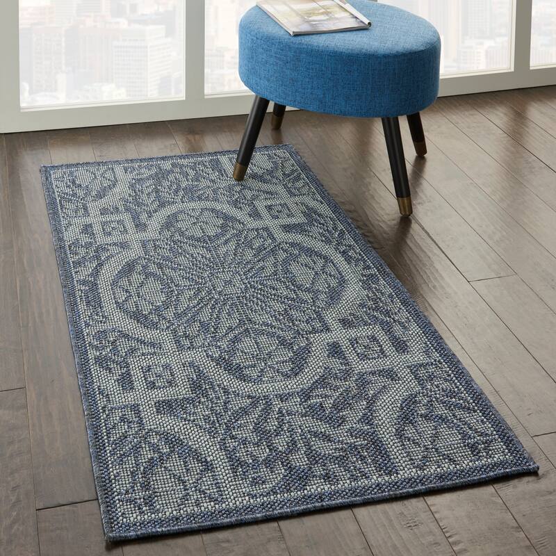 Porch & Den Godwin Medallion Indoor/Outdoor Area Rug