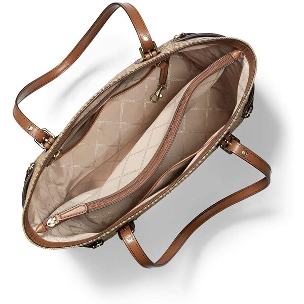 mk voyager purse